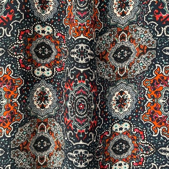 Daniel Rainn Paisley Embroidered Detail Top Size S - Picture 10 of 10